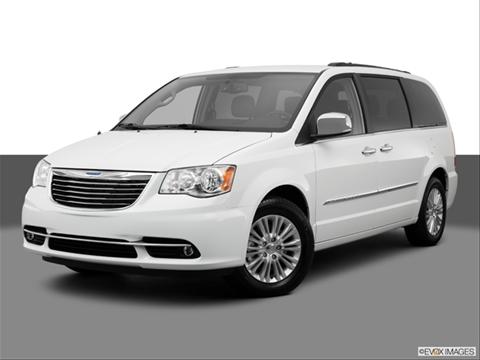 2014 Chrysler Town & Country 4-door Touring  Van Front angle medium view photo